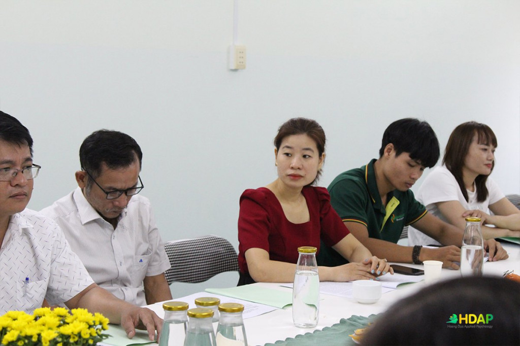 Tại hội nghị, TS. Lê Minh Công - Phó Chủ tịch, kiêm Tổng thư ký Hội Khoa học Tâm lý – Giáo dục Đồng Nai trình bày dự thảo báo cáo công tác hoạt động của Hội năm 2022