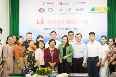 Khai giảng chương trình đạo tạo tham vấn tâm lý cơ bản